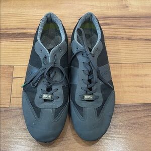 Boss Men's Gray and Black Sneakers